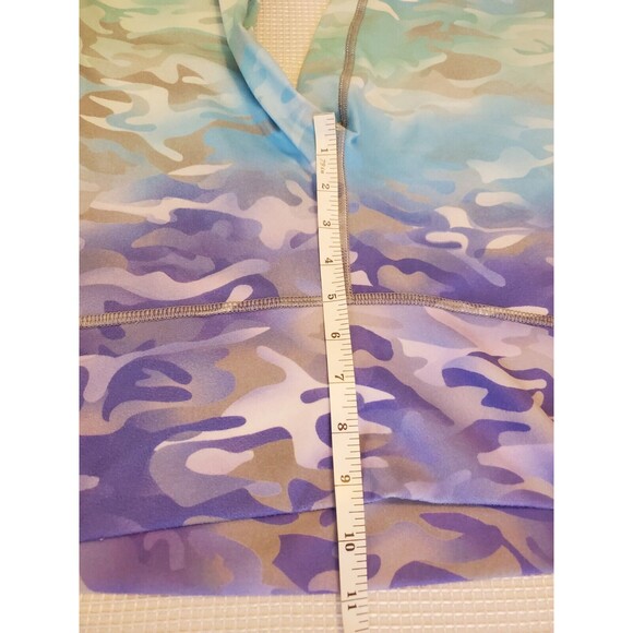 Evolution and Creation EVCR Rainbow Camo Capri Leggings Women’s Medium Bright - Picture 9 of 10
